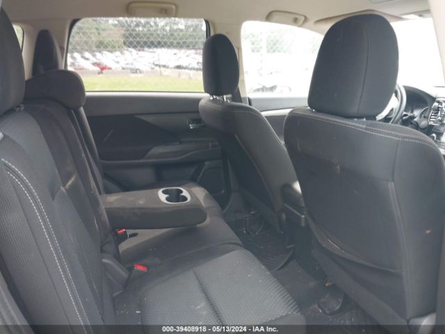 JA4AZ2A38HZ015281 Mitsubishi Outlander Es
