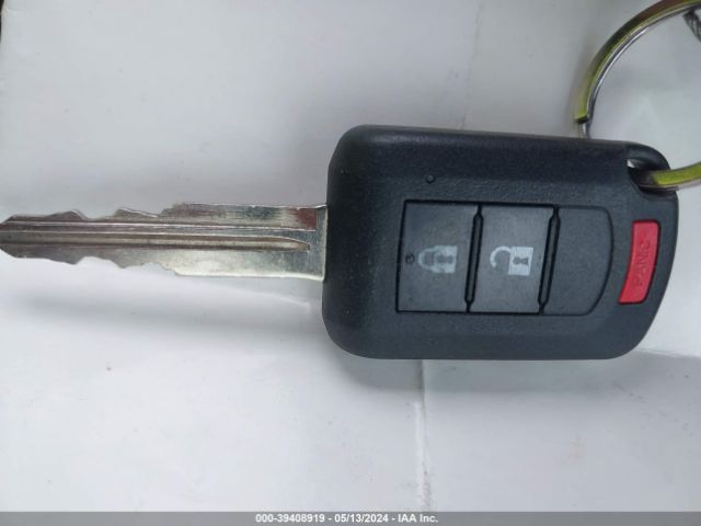 JA4AT4AA0KZ019649 Mitsubishi Eclipse Cross Le