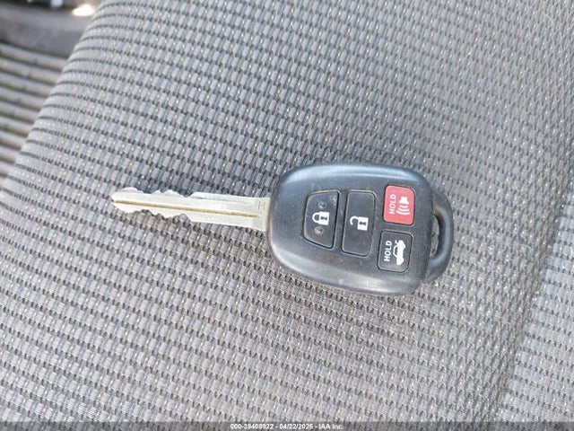 2T1BURHE1FC274825 Toyota Corolla S Plus