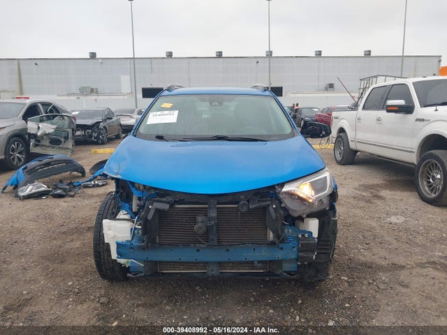 Toyota RAV4 LE 2018 JTMZFREV0JJ211001 Image 13