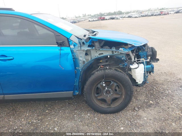 Toyota RAV4 LE 2018 JTMZFREV0JJ211001 Image 19