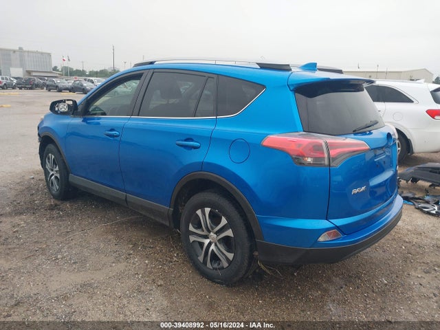 Toyota RAV4 LE 2018 JTMZFREV0JJ211001 Image 3