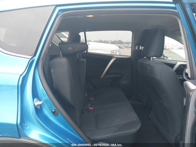 Toyota RAV4 LE 2018 JTMZFREV0JJ211001 Image 8