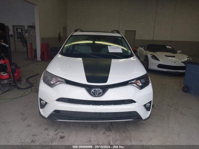 Toyota Rav4 Adventure 2018 2T3RFREV1JW791988 Image 13
