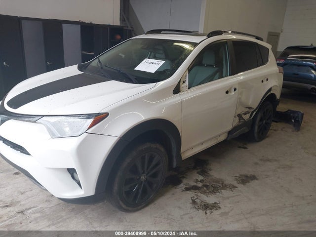 Toyota Rav4 Adventure 2018 2T3RFREV1JW791988 Image 2
