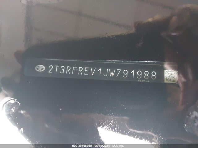 Toyota Rav4 Adventure 2018 2T3RFREV1JW791988 Image 9