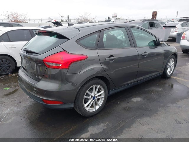 Ford FOCUS SE 2015 1FADP3K24FL370510 Image 4