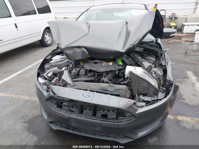 Ford FOCUS SE 2015 1FADP3K24FL370510 Image 6