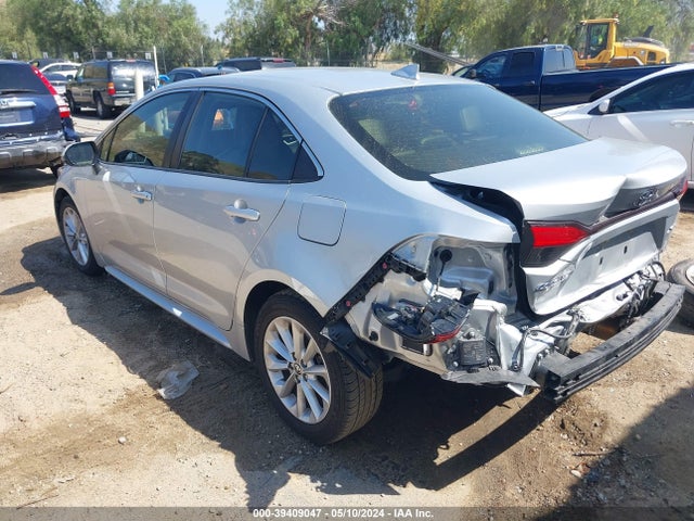 Toyota Corolla Xle 2020 JTDFPRAE3LJ001176 Image 3
