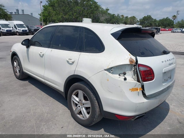 2012 PORSCHE CAYENNE WP1AA2A2XCLA04944 Photo 2
