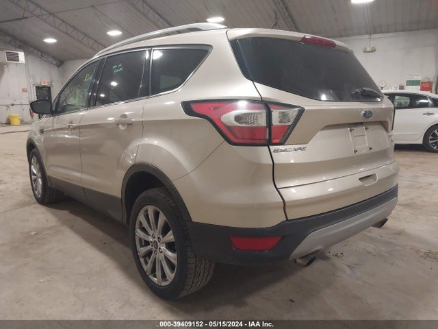 Ford Escape Titanium 2017 1FMCU9J93HUF10121 Image 3