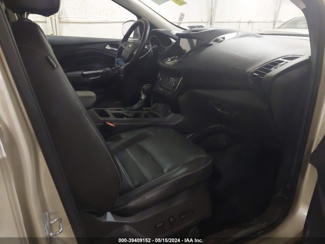 Ford Escape Titanium 2017 1FMCU9J93HUF10121 Image 5