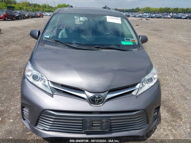 Toyota Sienna Xle 8 Passenger 2018 5TDYZ3DC0JS933197 Image 12