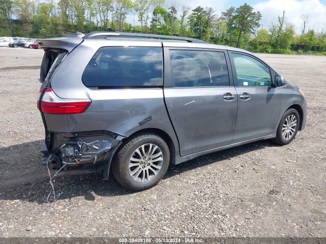 Toyota Sienna Xle 8 Passenger 2018 5TDYZ3DC0JS933197 Image 4