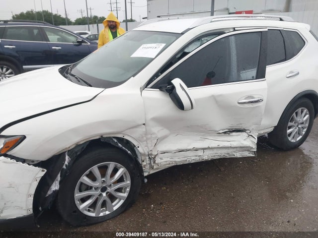 Nissan 2017 2017 JN8AT2MT7HW154262 Image 6