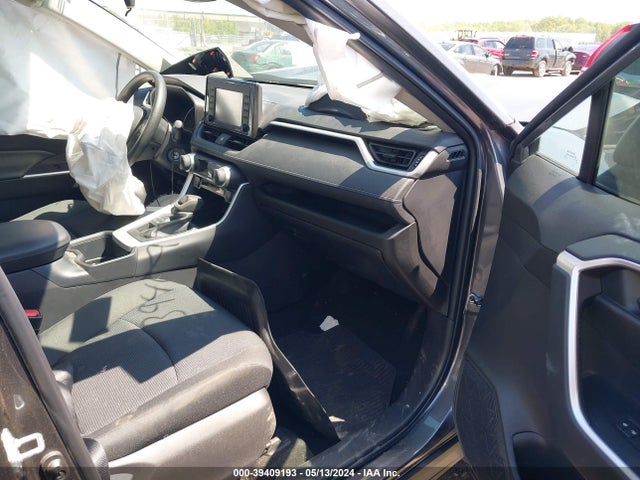 Toyota RAV4 LE 2022 2T3F1RFV5NC285118 Image 5
