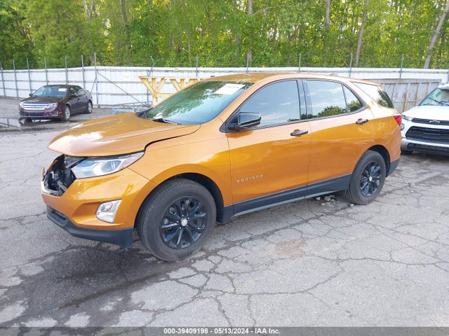 Chevrolet EQUINOX LS 2018 2GNAXHEV0J6106371 Image 2