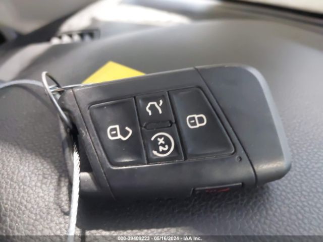 3VV3B7AX3JM017872 Volkswagen Tiguan 2.0t Se/2.0t Sel