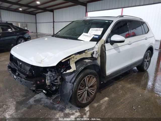 3VV3B7AX3JM017872 Volkswagen Tiguan 2.0t Se/2.0t Sel