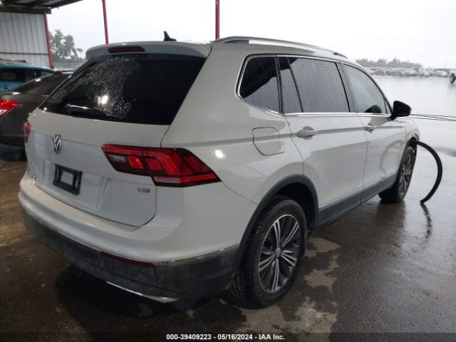 3VV3B7AX3JM017872 Volkswagen Tiguan 2.0t Se/2.0t Sel