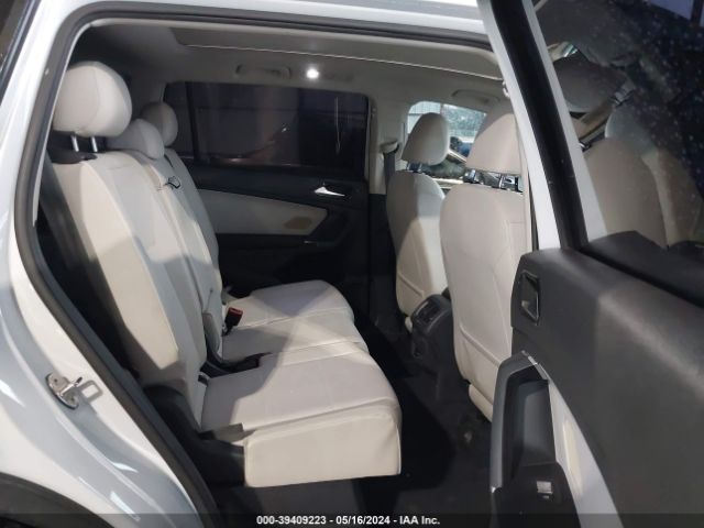3VV3B7AX3JM017872 Volkswagen Tiguan 2.0t Se/2.0t Sel