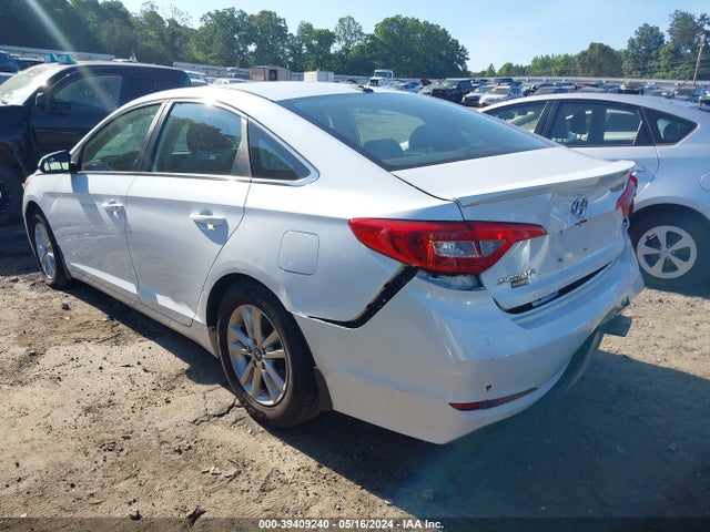 Hyundai SONATA SE 2015 5NPE24AF3FH108957 Image 3