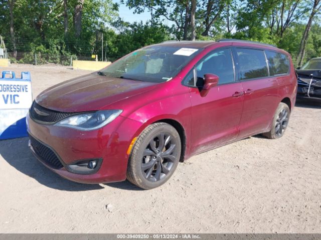2C4RC1EG0KR525174 Chrysler Pacifica Touring L Plus