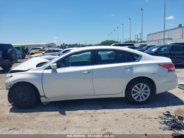 Nissan Altima 2.5 S 2015 1N4AL3AP1FC186315 Image 15