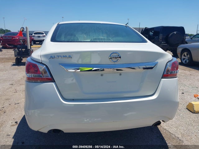 Nissan Altima 2.5 S 2015 1N4AL3AP1FC186315 Image 17