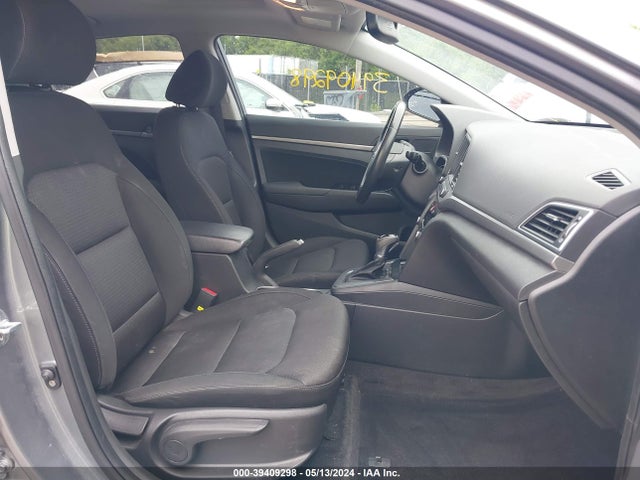 Hyundai Elantra Value Edition 2018 KMHD84LF7JU606063 Image 5