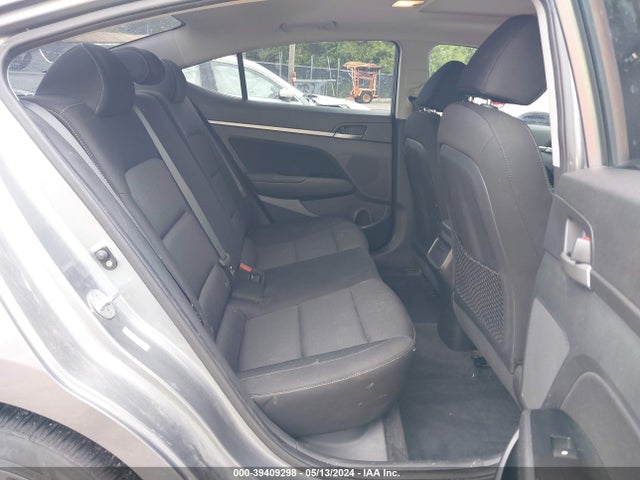 Hyundai Elantra Value Edition 2018 KMHD84LF7JU606063 Image 8