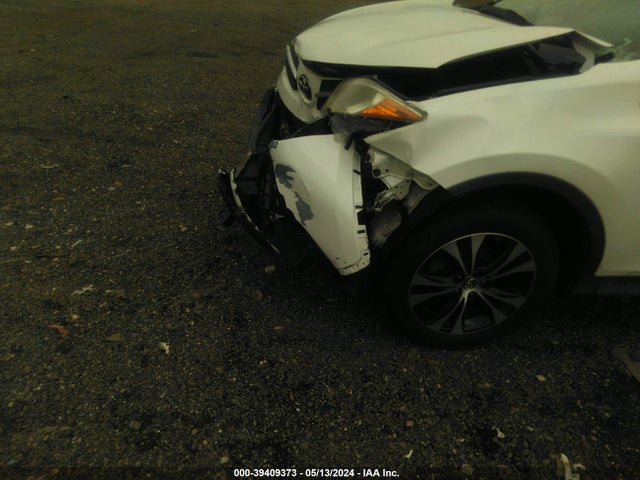 Toyota Rav4 Limited 2015 2T3YFREV1FW201808 Image 17