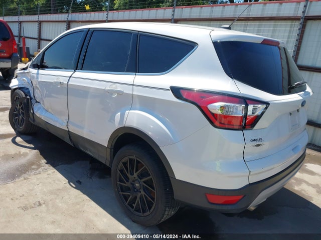 Ford ESCAPE SE 2017 1FMCU0GD8HUE95669 Image 3