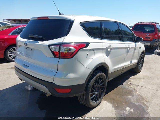 Ford ESCAPE SE 2017 1FMCU0GD8HUE95669 Image 4