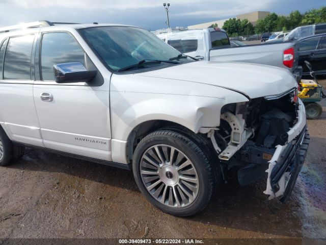5LMJJ2HT8FEJ10374 Lincoln Navigator