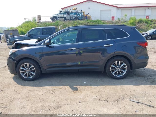 KM8SMDHF9JU277488 Hyundai Santa Fe Se