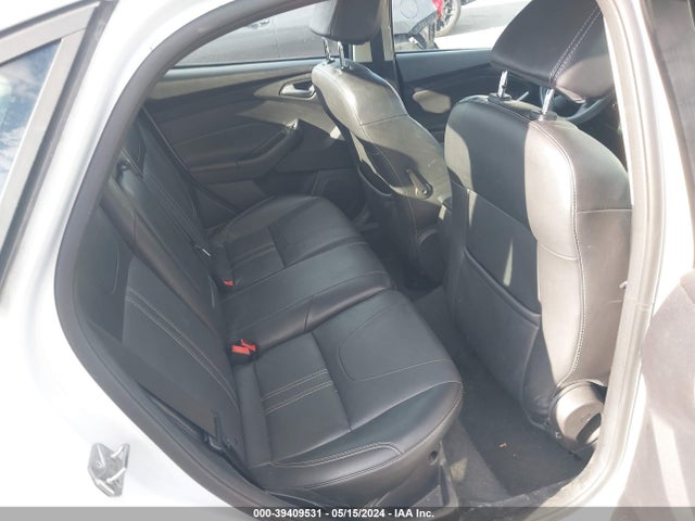 Ford FOCUS SE 2014 1FADP3F24EL319114 Image 8