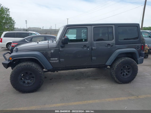 1C4BJWDG0HL639876 Jeep Wrangler Unlimited Sport 4x4
