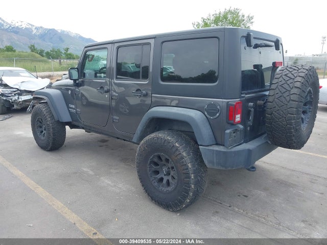 1C4BJWDG0HL639876 Jeep Wrangler Unlimited Sport 4x4