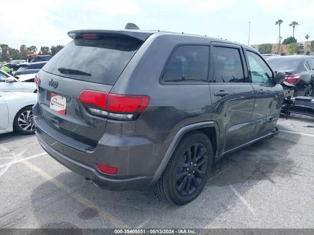 1C4RJEAG8HC826991 Jeep Grand Cherokee Altitude 4x2