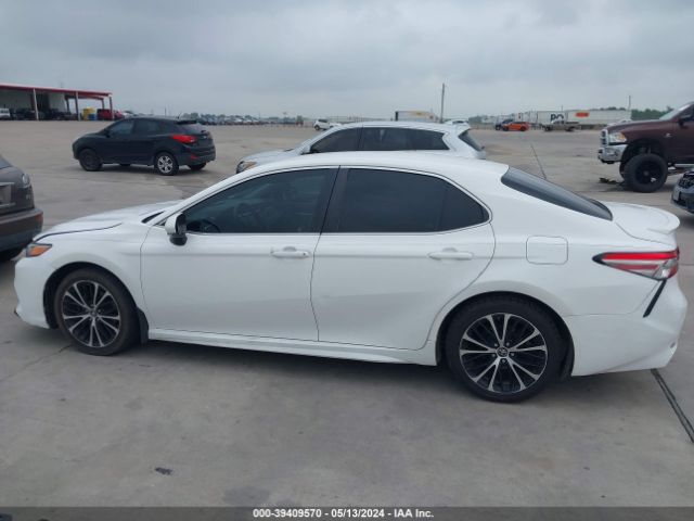4T1B11HK2JU662153 Toyota CAMRY SE