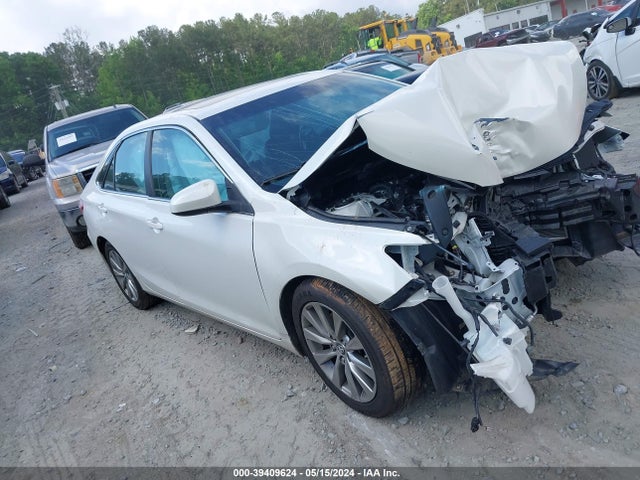 Toyota CAMRY XLE 2017 4T1BF1FK2HU693515 zdjęcie główne