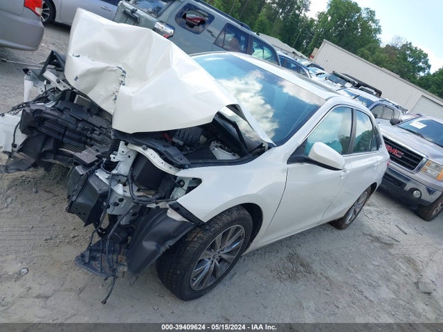 Toyota CAMRY XLE 2017 4T1BF1FK2HU693515 Image 2