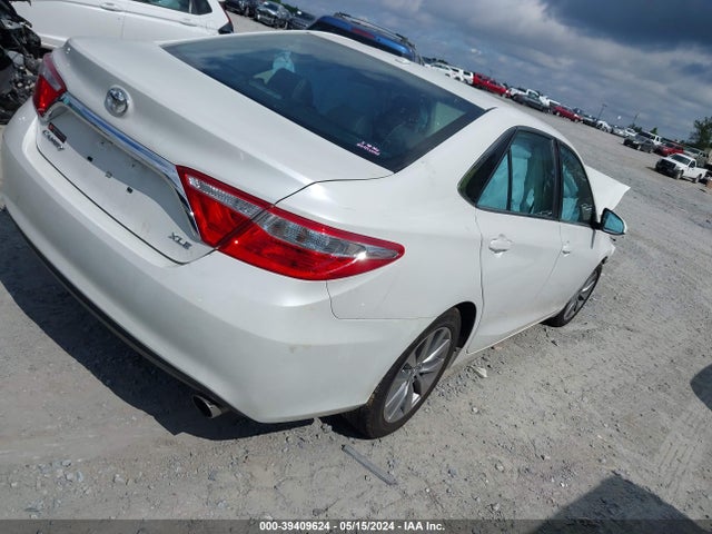 Toyota CAMRY XLE 2017 4T1BF1FK2HU693515 Image 4