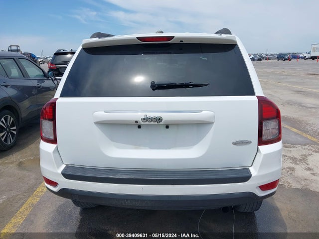 1C4NJCEA4HD207050 Jeep Compass Latitude Fwd