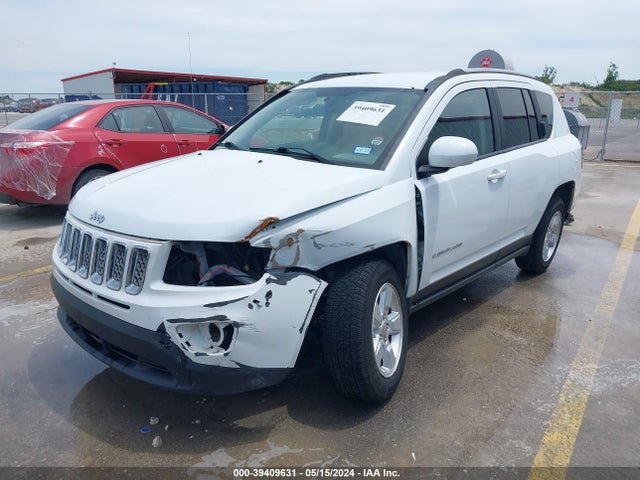 1C4NJCEA4HD207050 Jeep Compass Latitude Fwd