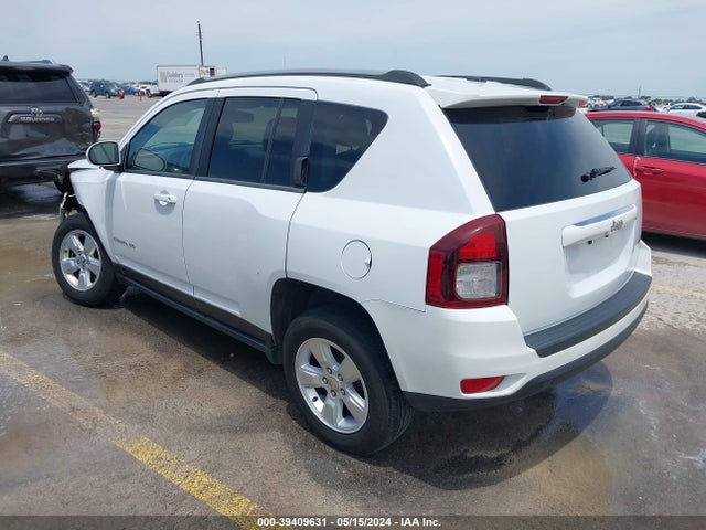 1C4NJCEA4HD207050 Jeep Compass Latitude Fwd