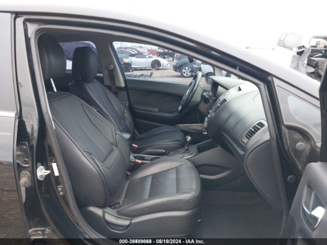 KNAFZ4A88G5548138 KIA FORTE EX