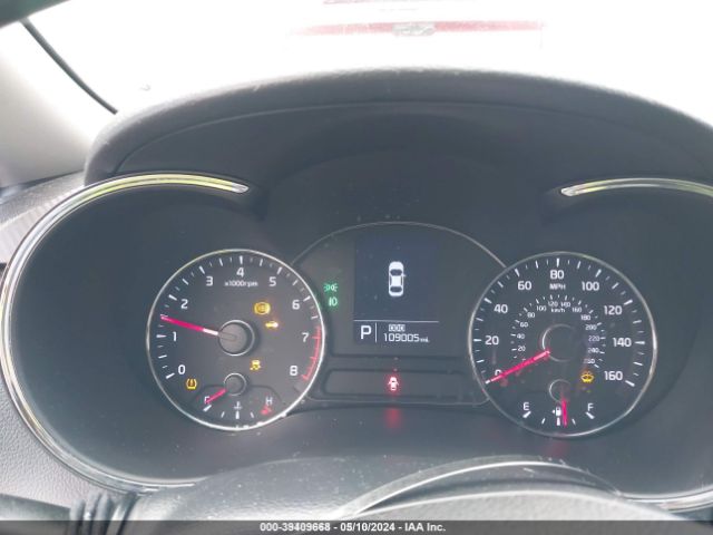 KNAFZ4A88G5548138 KIA FORTE EX