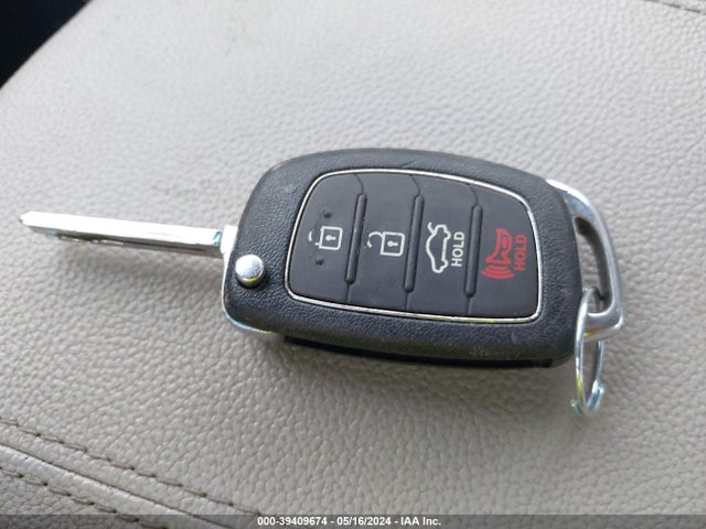 5NPE24AFXHH564974 Hyundai SONATA SE